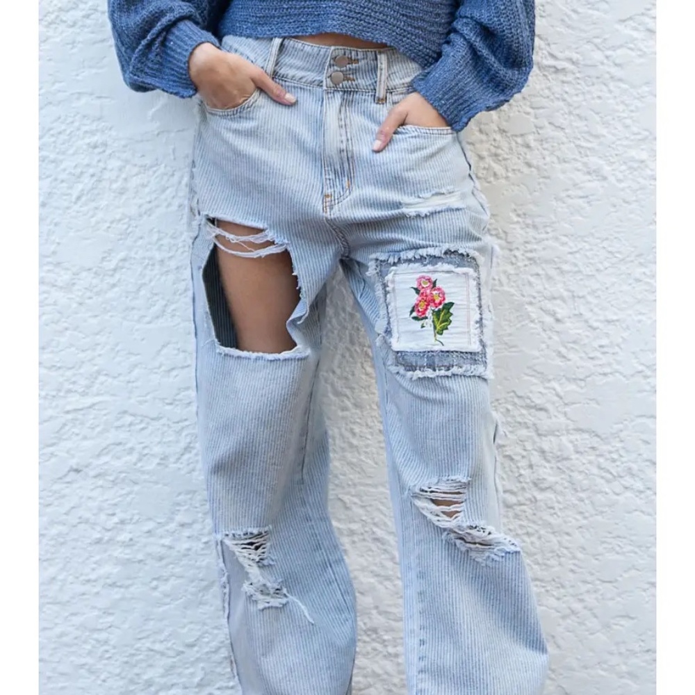 Embroidered Casual Denim Pants
